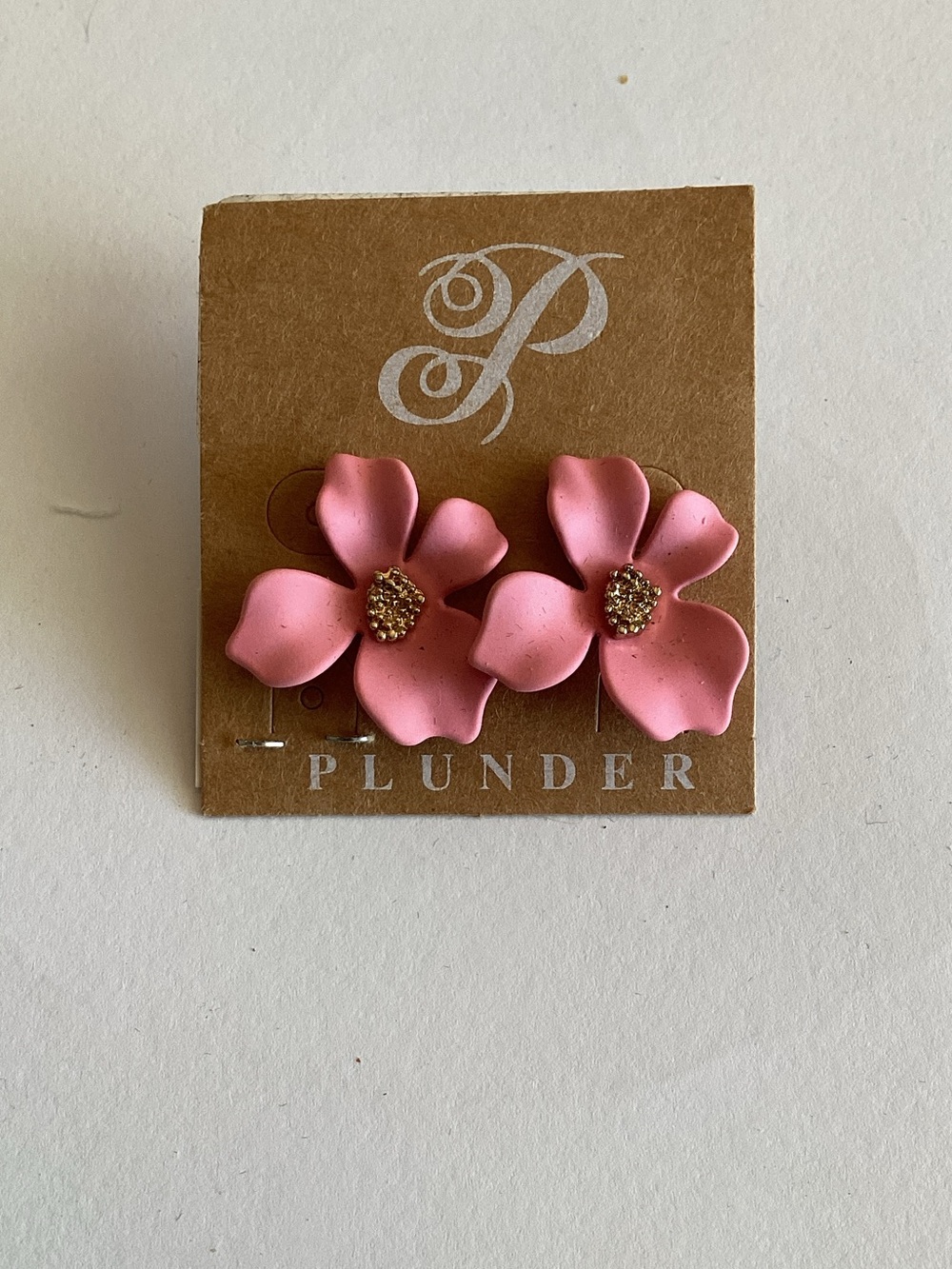 Plunder Matte Pink Floral Stud Earrings with‎ Gold Centers